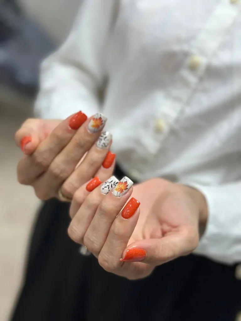 مدل کاشت ناخن- نمونه کار بهترین سالن کاشت ناخن در صادقیه تهران (7)